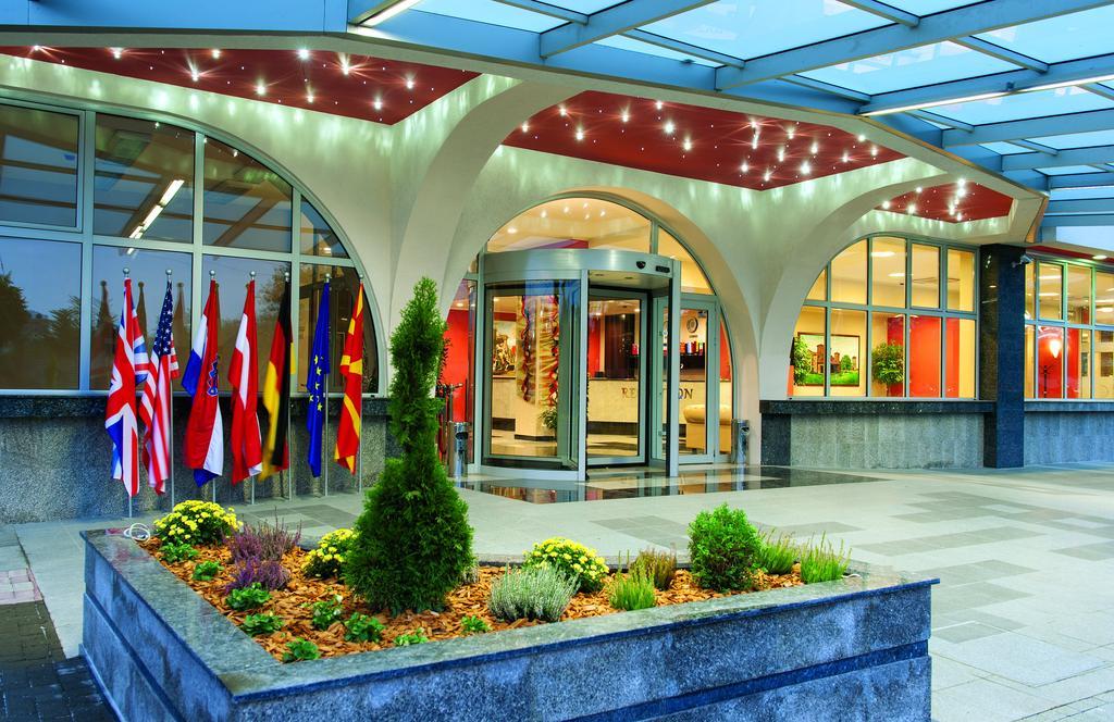 Tcc Grand Plaza Hotel Skopje Eksteriør billede