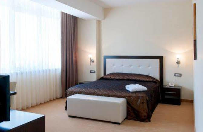 Tcc Grand Plaza Hotel Skopje Eksteriør billede